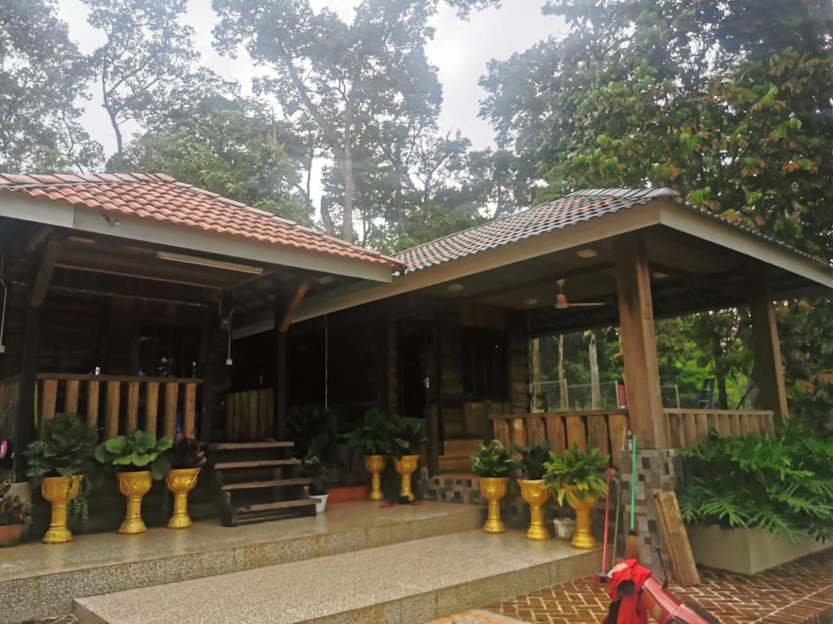 Homestay Dusun Ana Balun Slim River Exterior photo